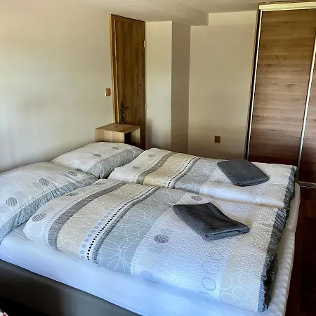 Eder- Penzion&apartmány Appartamento Horní Planá